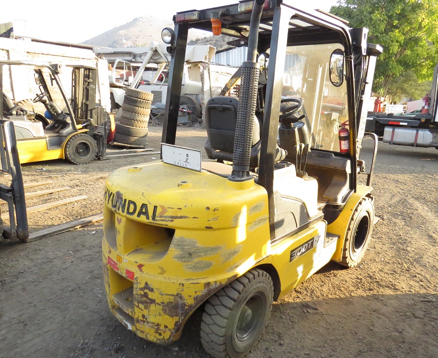 Hyundai 30dt 7