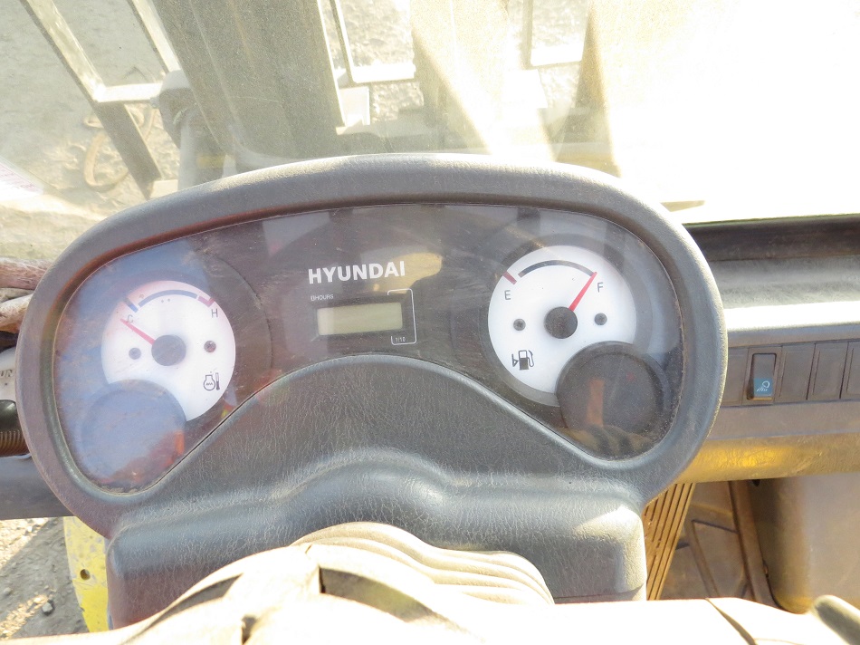 Hyundai 30dt 7