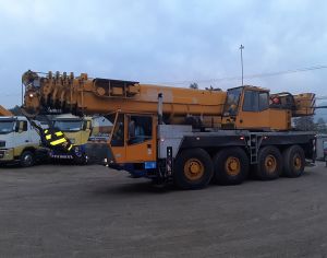Demag AC 205