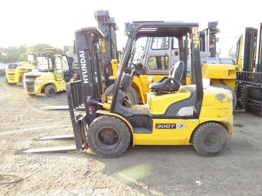 Hyundai 30dt 7